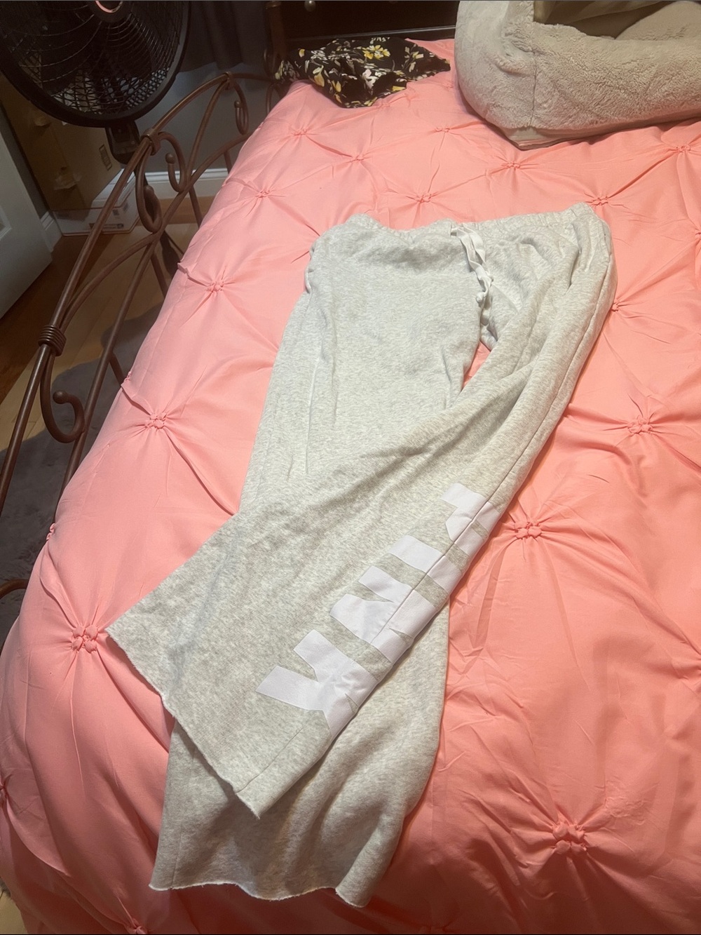 PINK Victoria's Secret Light Gray Wide Leg Sweatpants with White Logo
